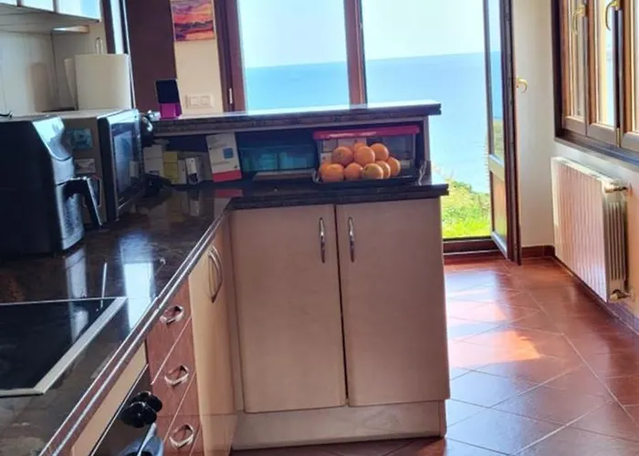 Hola Βίλα Χιχόν